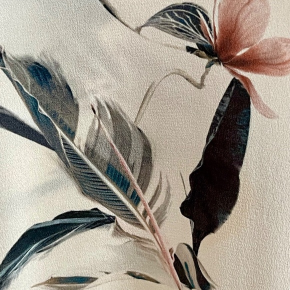 All Saints 100% Silk Palest Pink Feathered Print Helle Shirt Dress ~ Size 8 - Picture 7 of 8